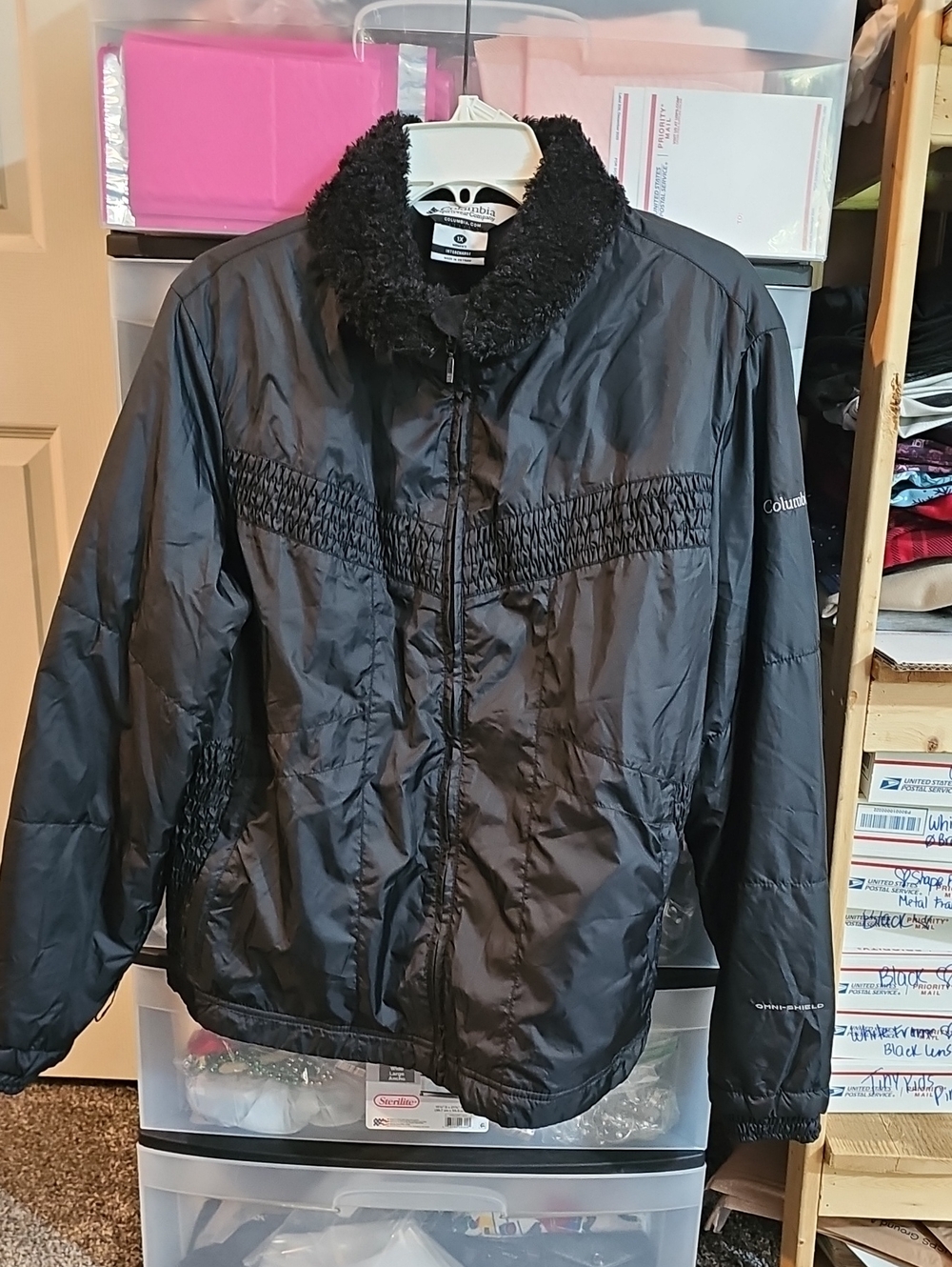 Columbia Black Women's Puffer Jacket with Sherpa Collar Insert
